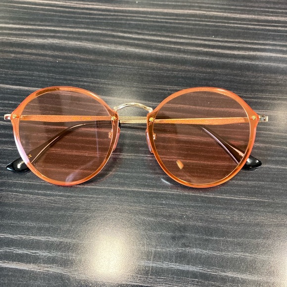 Peach/Orange New Sunglasses - Picture 4 of 5
